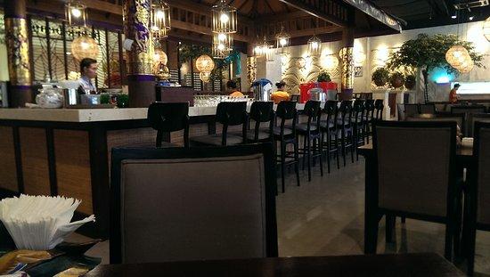 Bebek Bengil Epicentrum Walk